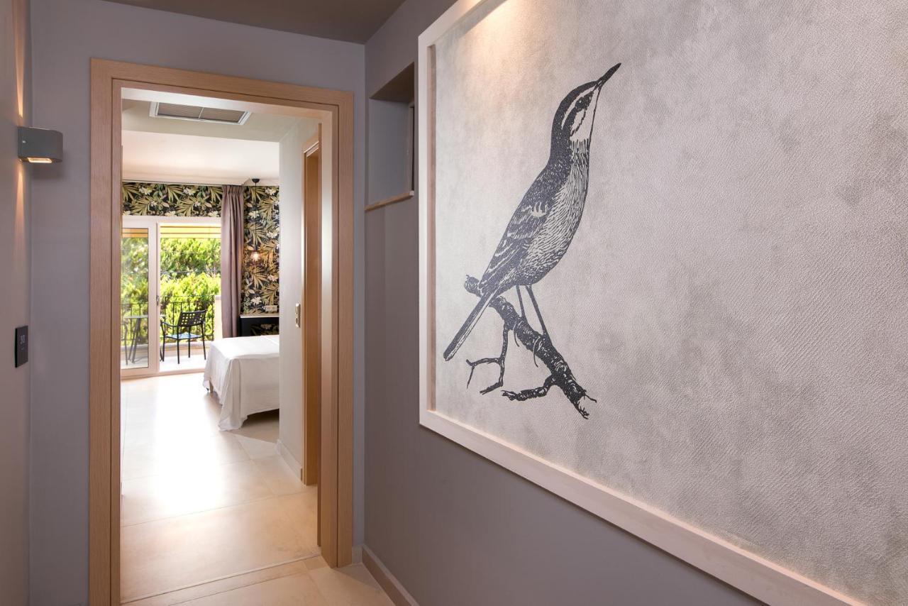 Neikos Mediterraneo Luxury Suites ハニオティス エクステリア 写真